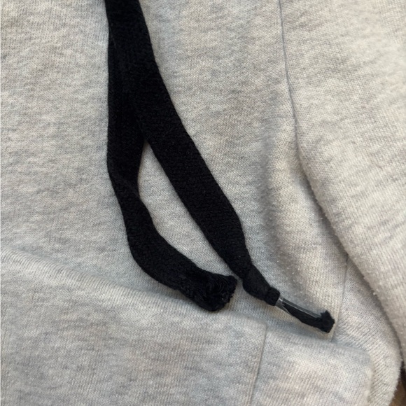 PINK Victoria's Secret Light Gray Jogger Pants with Black Drawstring - Picture 4 of 5